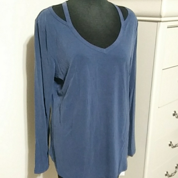 Time and Tru Long Sleeve Elevated T-Shirt - Picture 6 of 6